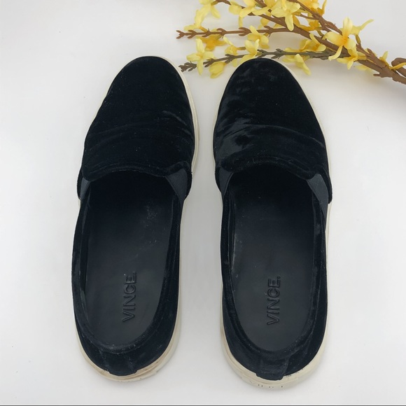 VINCE Size 8.5 Preston Suede Slip-On Sneaker - Picture 10 of 15